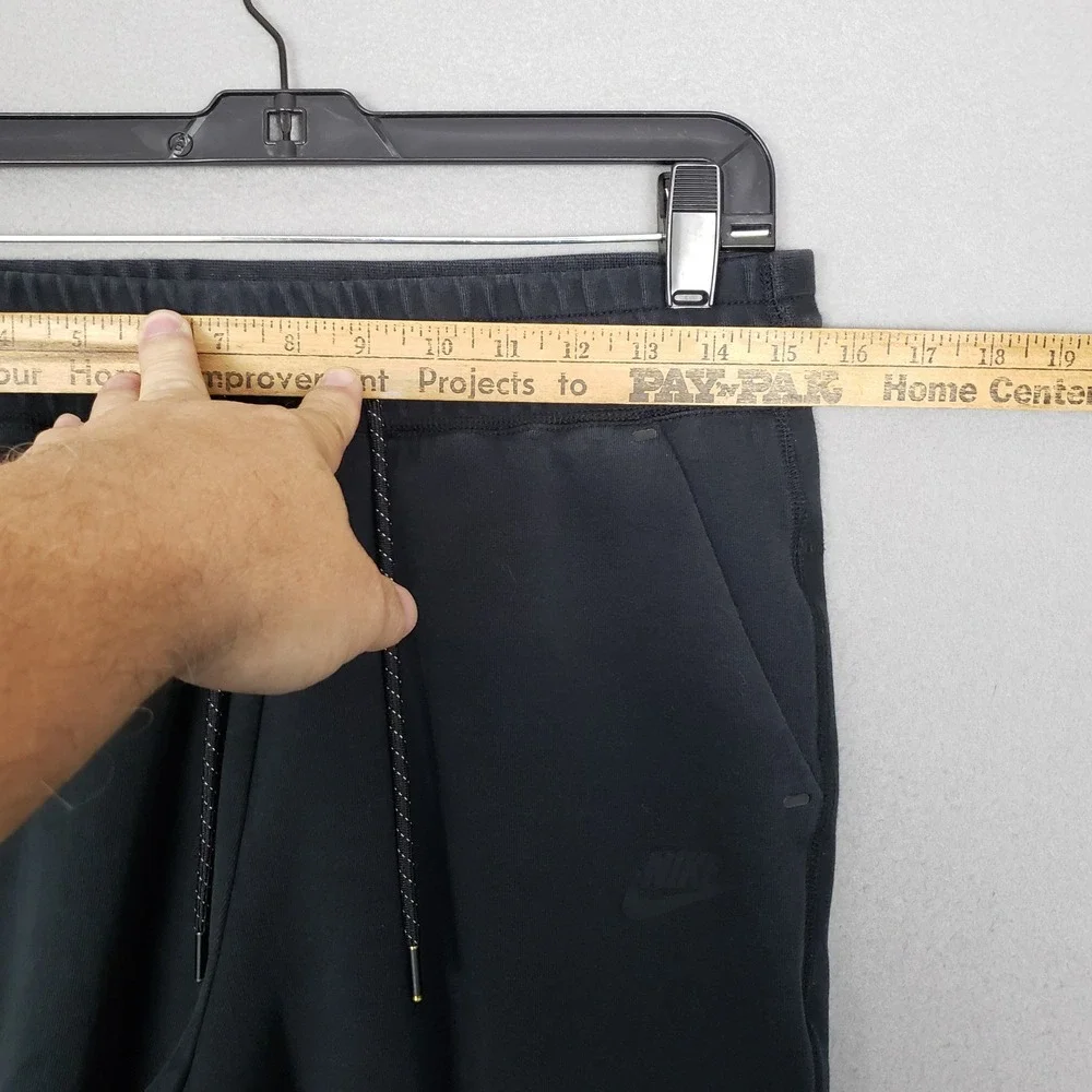 Nike Tech Fleece Jogger Sweatpants Black Loungewear Athleisure Men's Size M